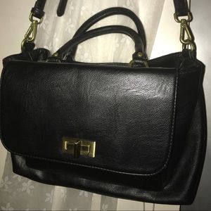 Black Merona Crossbody Med